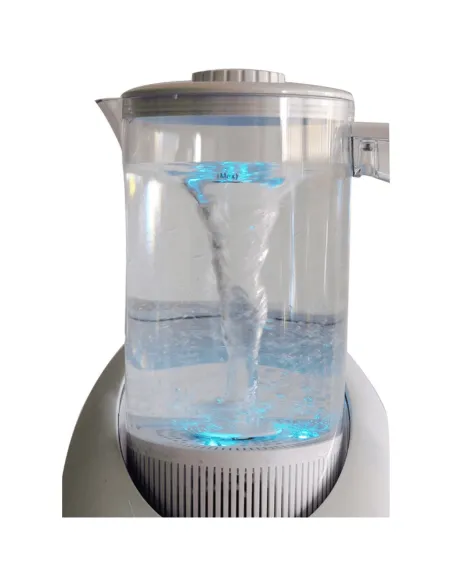 Vórtice de agua iluminado por luces LED en la jarra hidrogenadora Fastome