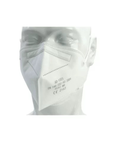 Mascarilla FFP2 NR First Protec en maniquí con vista frontal Mascarilla FFP2 NR First Protec en maniquí con vista frontal