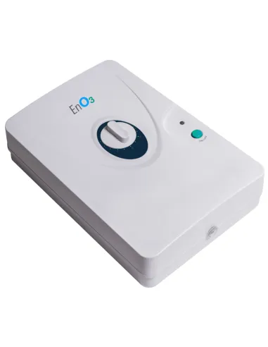 Vista superior do Ozonizador Doméstico Manual para Ar e Água EnO3 com o botão de controlo