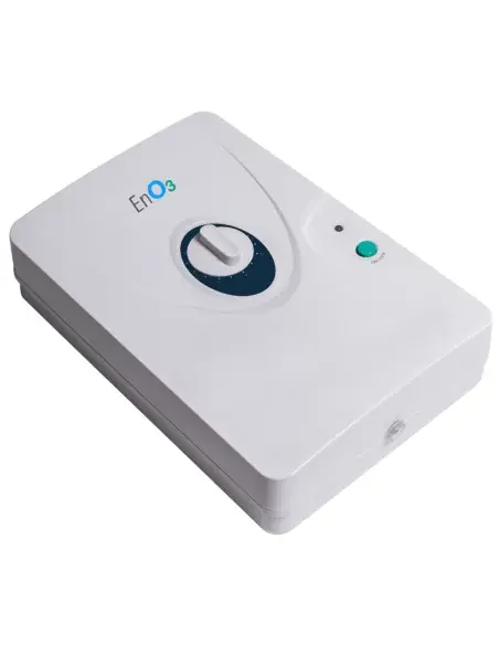 Vista superior do Ozonizador Doméstico Manual para Ar e Água EnO3 com o botão de controlo