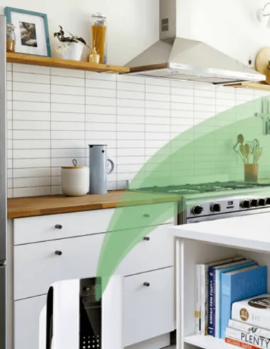 Purificador de aire UV en cocina moderna para eliminar olores y bacterias