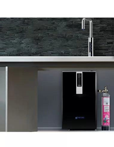 FASTOME professional under-counter dispenser with ultrafiltration, UV, and gas, installed under the sink FASTOME professional under-counter dispenser with ultrafiltration, UV, and gas, installed under the sink