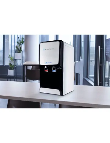 Boreal countertop water dispenser in a meeting room - Reverse osmosis with cold and hot water | FASTOME